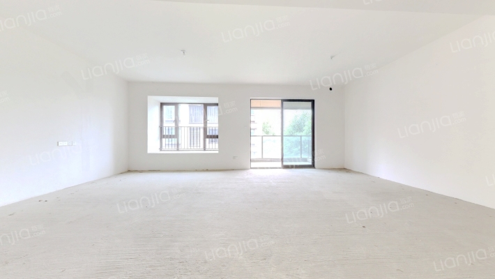 新力蓝光弘阳合园二手房实景图