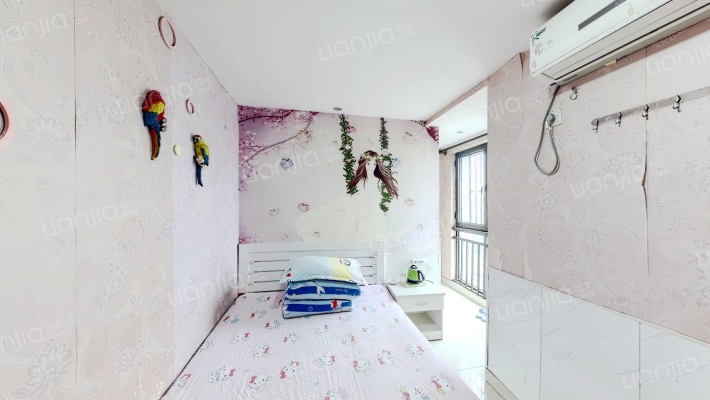 富世广场二手房实景图