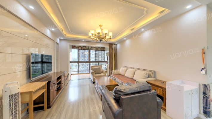 尚水花园二手房实景图