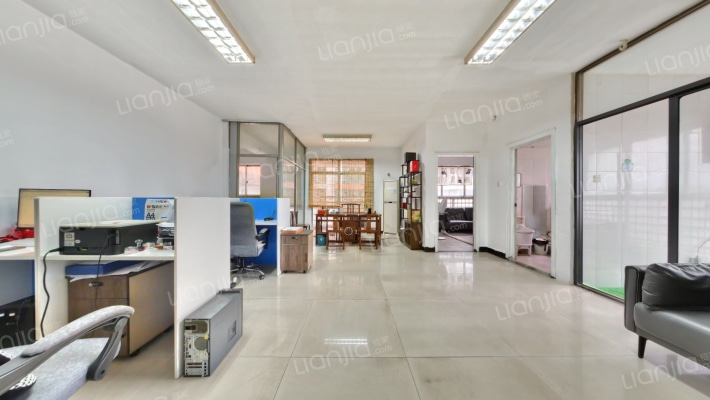 华菱新城地标二手房实景图