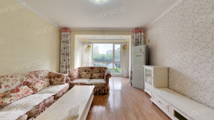 鸿泰雅园二手房实景图