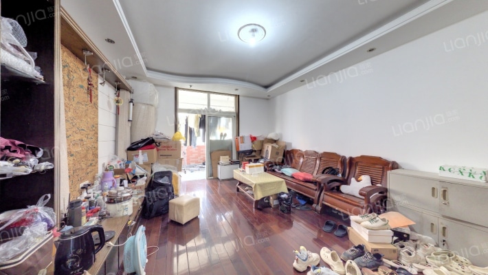 江宏花园C区二手房实景图