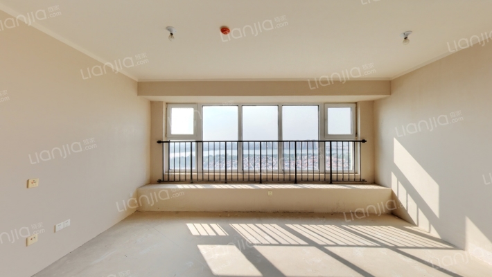 龙湖龙誉城二手房实景图