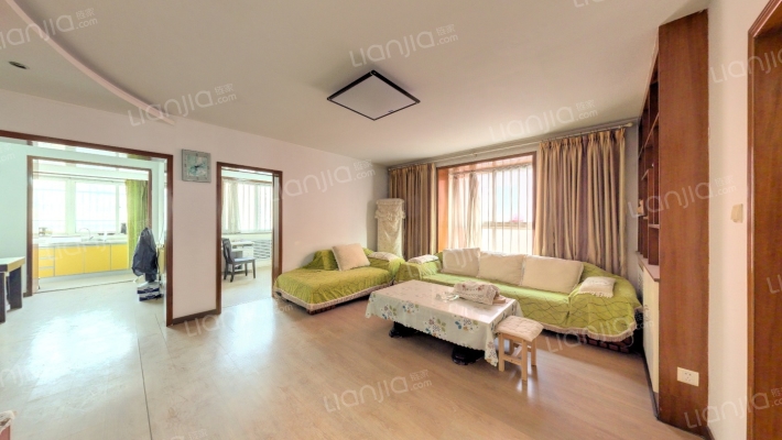 青年路69号院二手房实景图