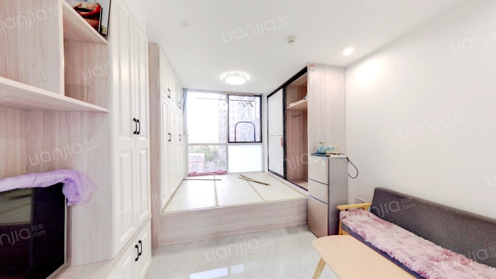 泛亚中心遇界二手房实景图