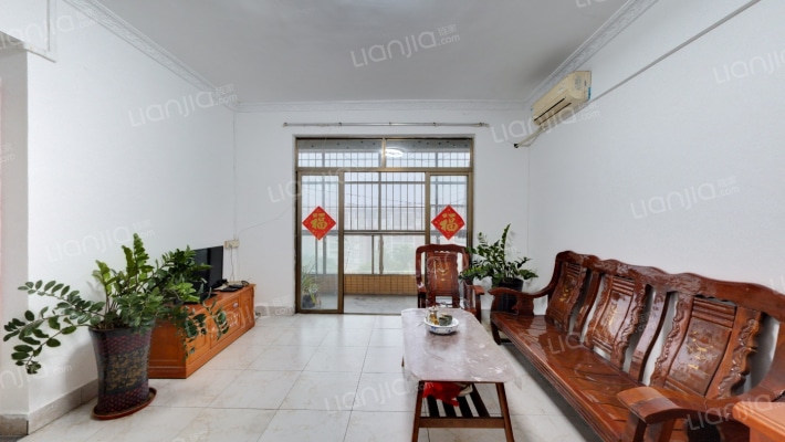 鸣顺辉豪庭二手房实景图