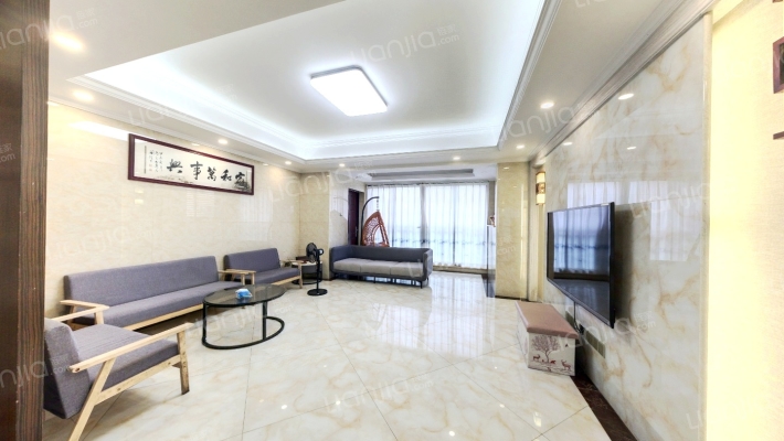 金地伊顿山二期二手房实景图