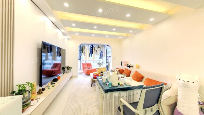 万科云上城一期二手房实景图