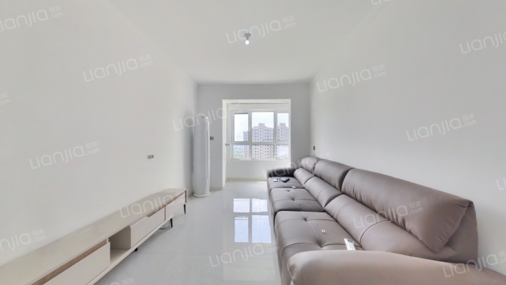 艾馨锦苑二手房实景图