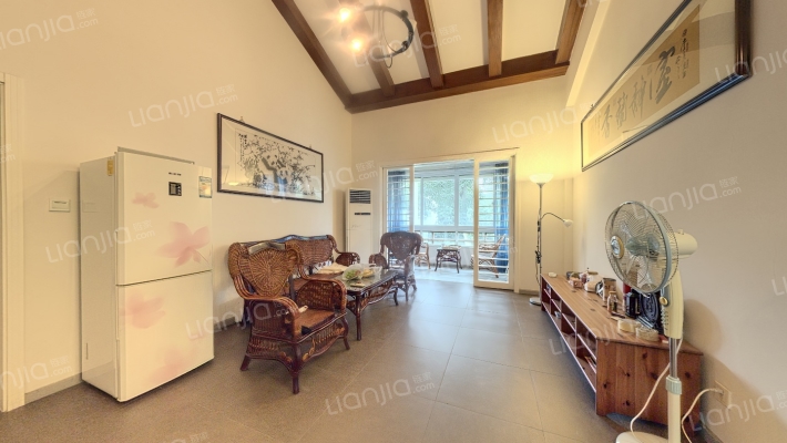 中国青城2期二手房实景图