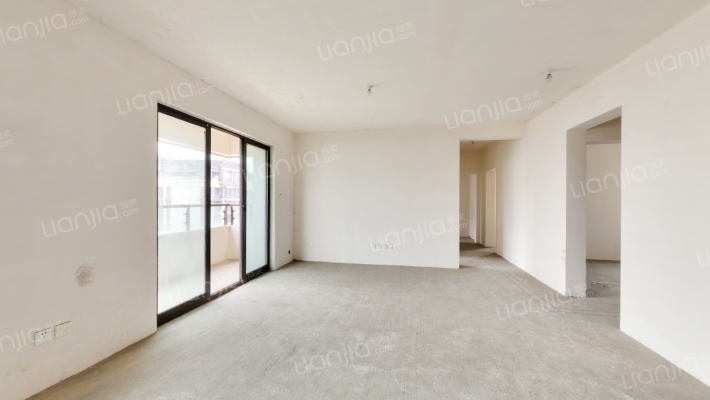 逸山公馆二手房实景图