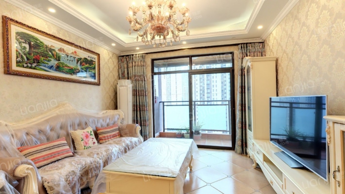 中航翡翠城一期二组团二手房实景图