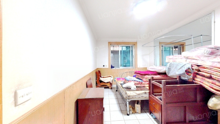 东华小区秋实里二手房实景图