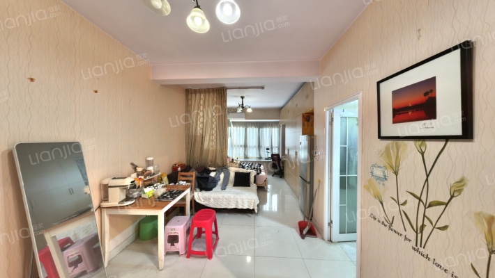 艾佳天泰二手房实景图