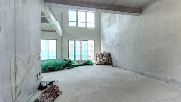 地王豪庭二手房实景图