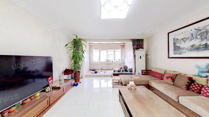 大众日报社第三宿舍东区二手房实景图