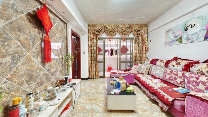 华侨新苑二手房实景图