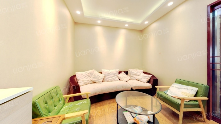 中央华府二手房实景图