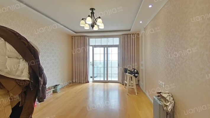 园林小区二手房实景图