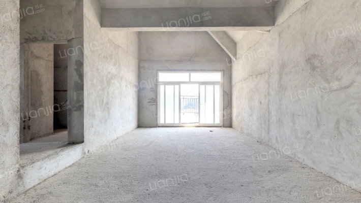 富盈加州阳光花园二手房实景图