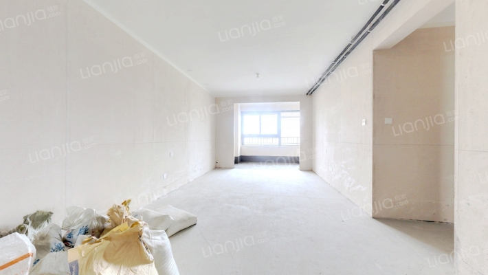 保利通银·时光印象二手房实景图