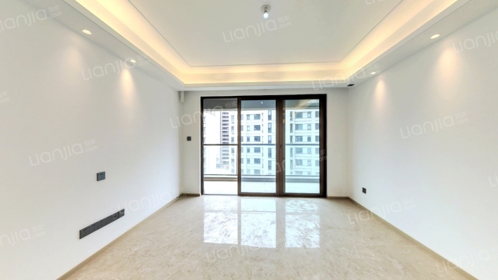 美的爱情云筑二手房实景图