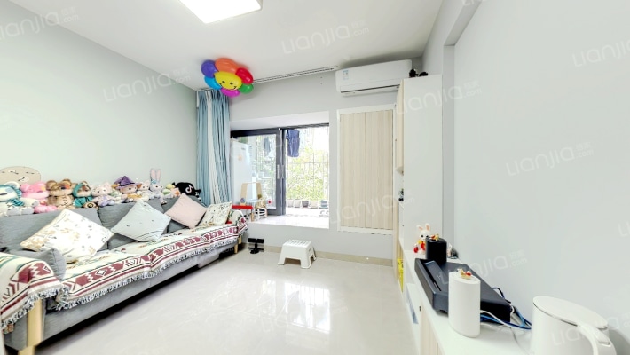 美丽湾国际公寓二手房实景图