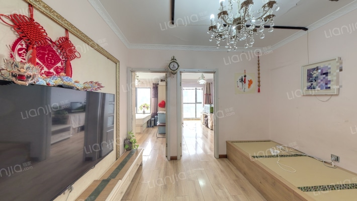 公园雅筑二手房实景图