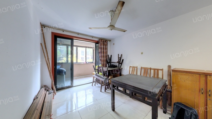 吉利名苑二手房实景图