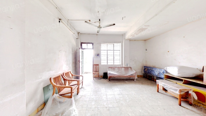 同济巷16号二手房实景图