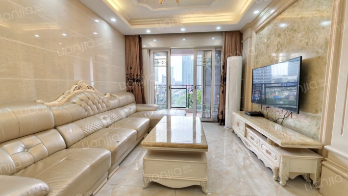 万达御湖公馆二手房实景图