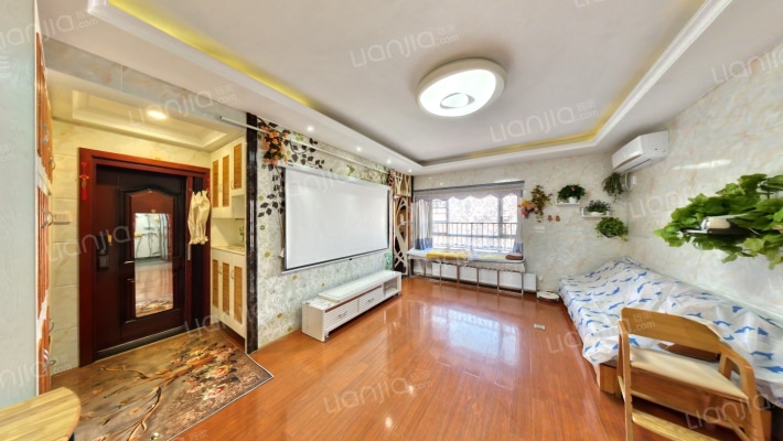 钱隆首府二手房实景图