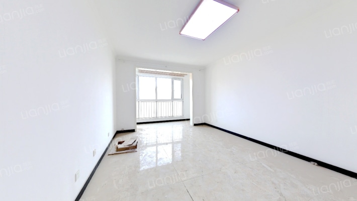 逸景美墅二手房实景图