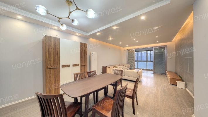 时代晶科名苑二手房实景图