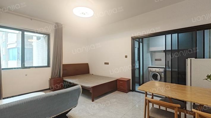 世贸滨江花园二手房实景图