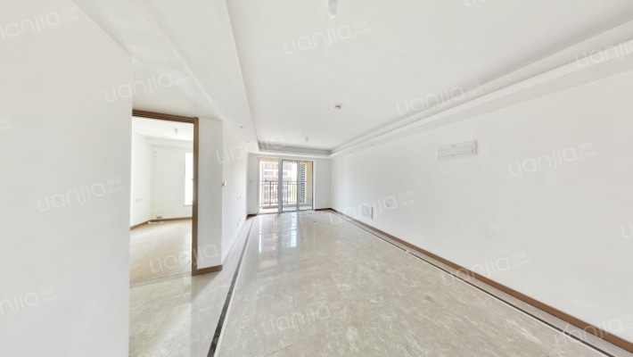 龙湖光年三期二手房实景图