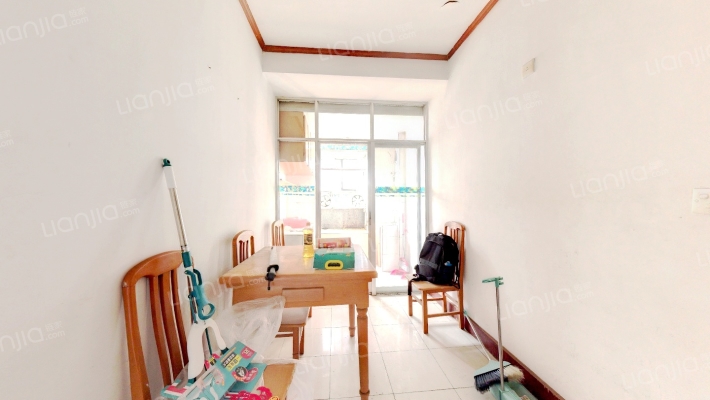 青岛路二手房实景图