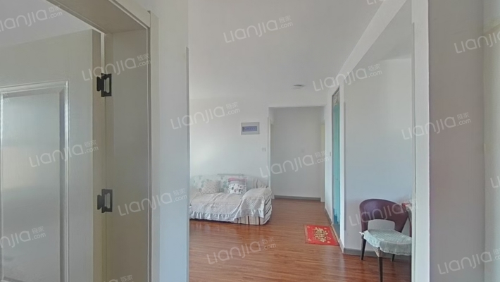 荣科兴苑二手房实景图