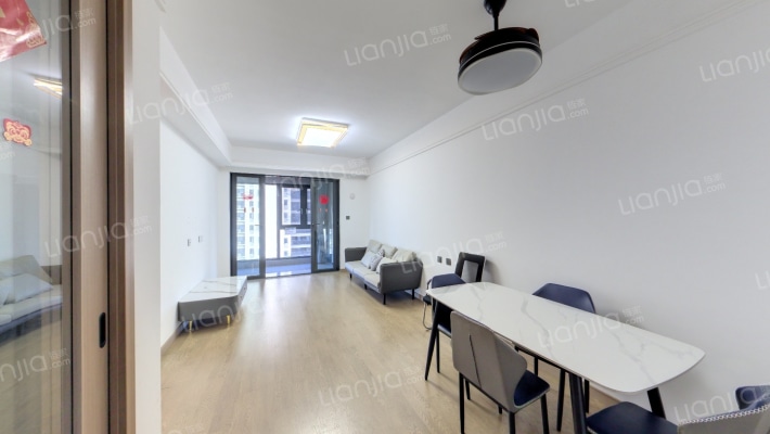 华侨城万科云域二手房实景图