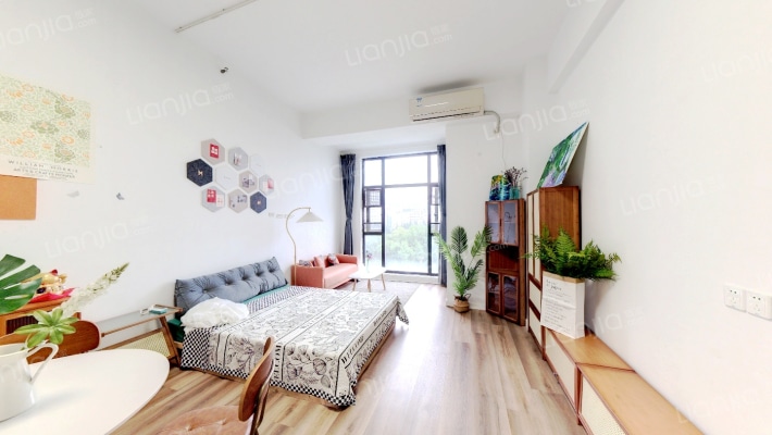 绿地观澜湾二手房实景图