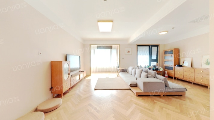 绿地IFC中央公馆B1-3区二手房实景图