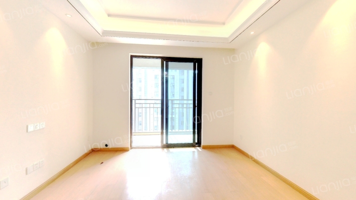 天汇龙城龙锦苑二手房实景图