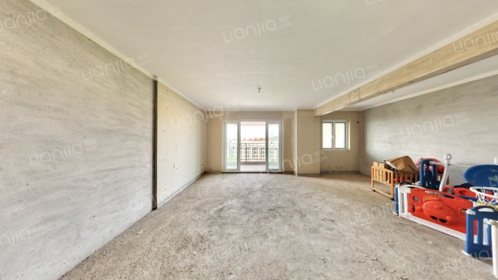 福晟钱隆公馆二手房实景图