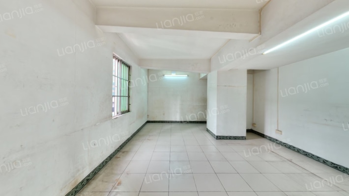 东盛大厦二手房实景图