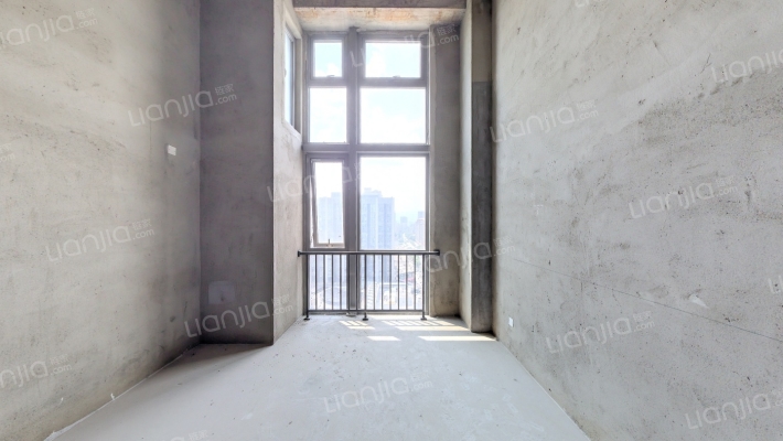 宝龙公寓二手房实景图