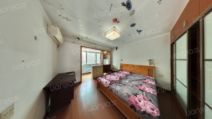 彩霞岭二手房实景图