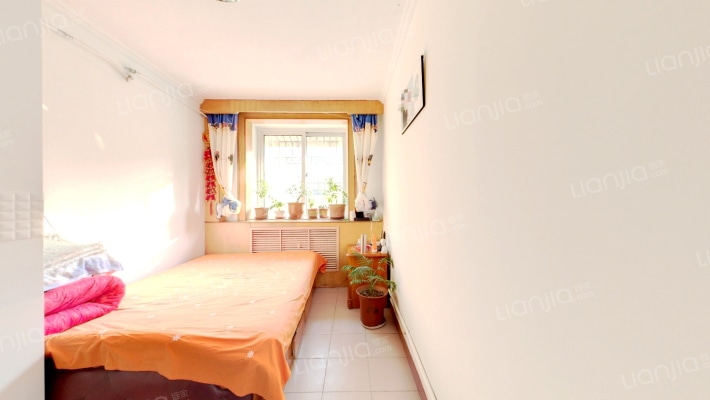 富华南里富兴楼二手房实景图