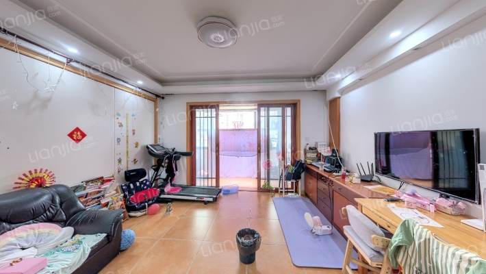 心泊梅花苑二手房实景图