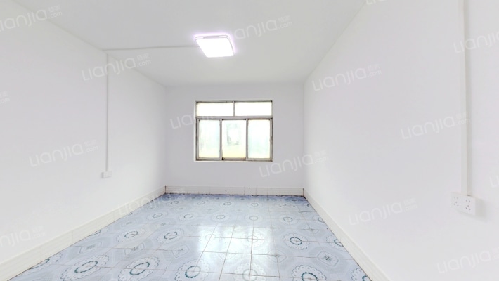 进出口贸易公司宿舍二手房实景图