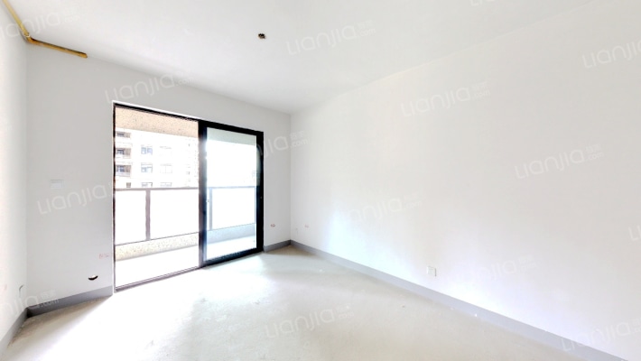 麓颂苑二手房实景图